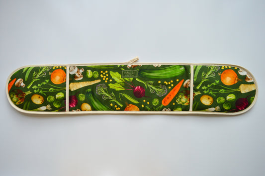 Bright British vegetable print oven gloves
