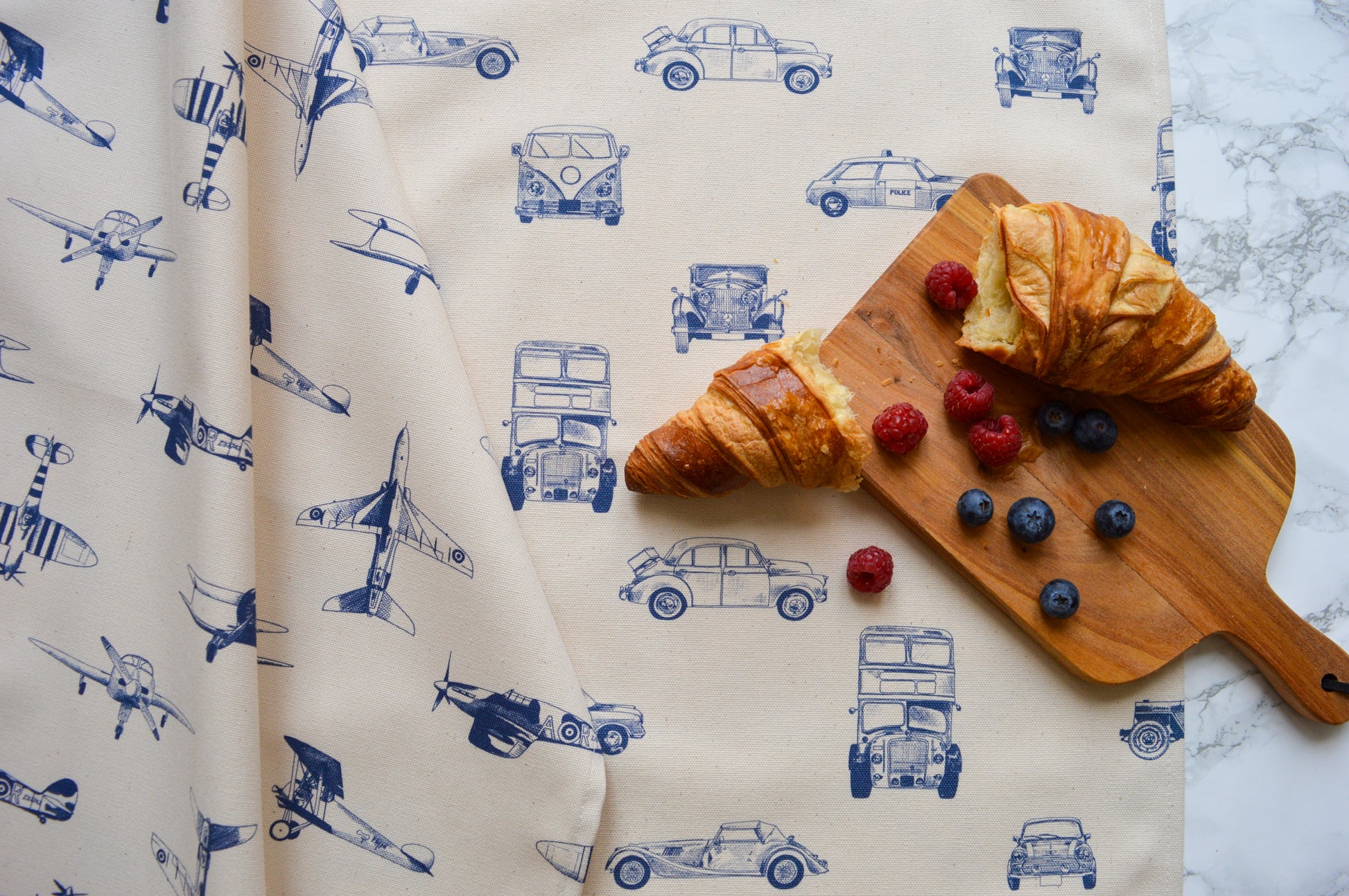 Aeroplane and road vehicle tea towels