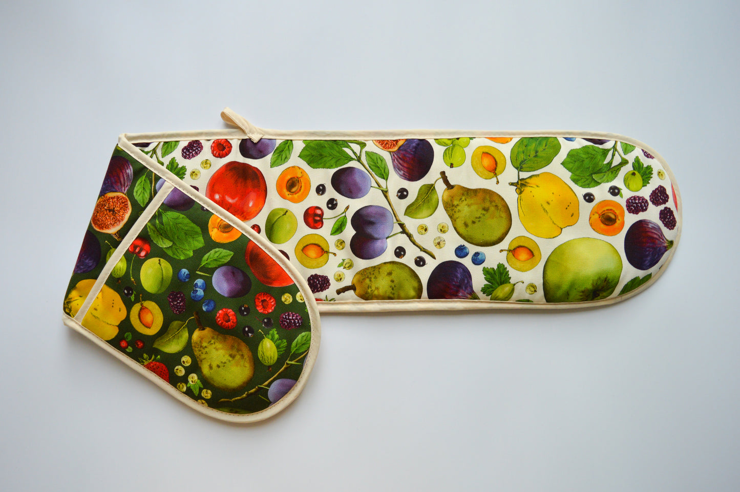 vibrant fruit printed oven gloves